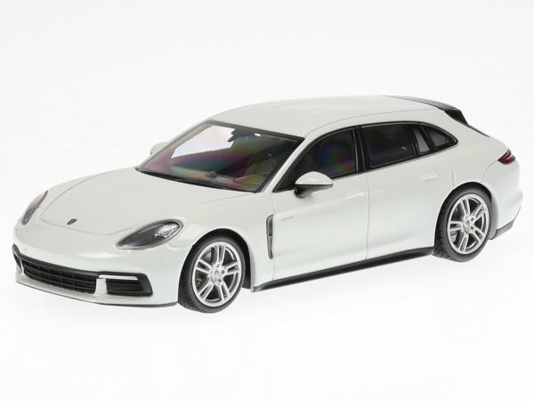 MNC0207620H - PORSCHE panamera sport turismo e-hybrid Weiß - 1