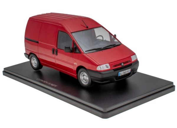 G111V026 - CITROEN JUMPY 1995 rot - 1