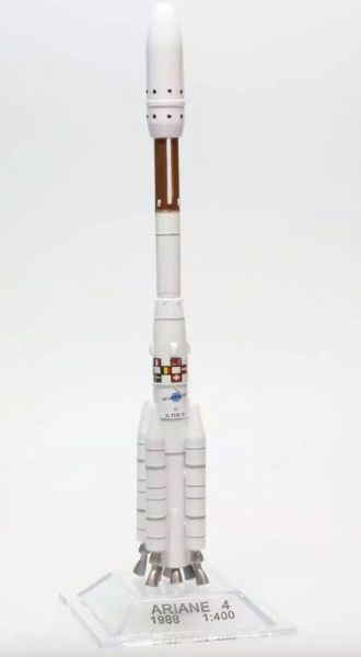 AKI0305 - Trägerrakete für die Weltraumrakete ARIANE 4 1988 - 1