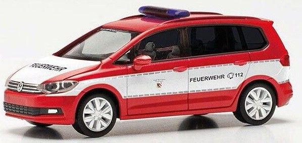 HER092616 - VOLKSWAGEN Touran Feuerwehr Nürnberg rot - 1