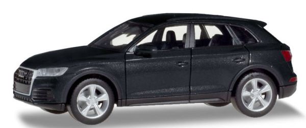 HER038621-003 - AUDI Q5 Metallic-Schwarz - 1