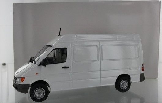 ELI1094 - MERCEDES Sprinter Weiß - 1