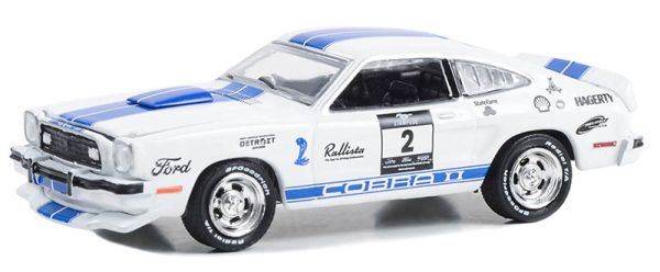 GREEN13340-B - FORD Mustang II Cobra II #2 1976 aus der THE STAMPEDE-Serie unter Blisterverpackung. - 1