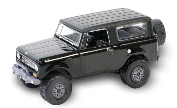 GREEN28150-B - HARVESTER Scout 1969 schwarz aus der Serie BLACK BANDIT unter Blisterverpackung. - 1