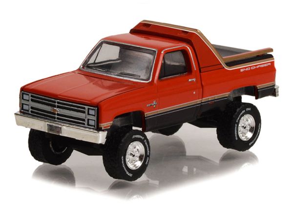 GREEN30365 - CHEVROLET K-10 Scottsdale 4x4 1984 SNO CHASER unter Blister. - 1