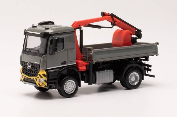 HER315906 - MERCEDES AROCS M 4x2 mit Ladekran und Zweischalengreifer - 1