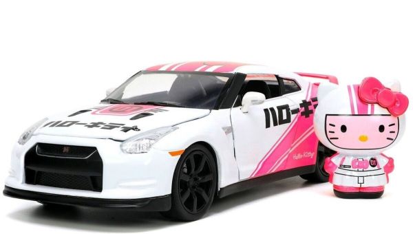 JAD33724 - NISSAN GT-R R35 mit Figur HELLO KITTY 2009 - 1