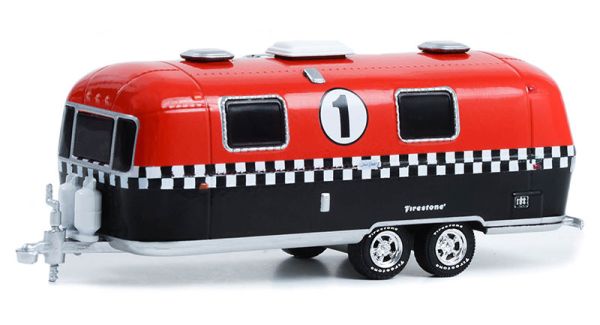 GREEN34130-C - AIRSTREAM Zweiachser FIRESTONE #1 1971 aus der Serie HITCHED HOMES in Blisterverpackung. - 1