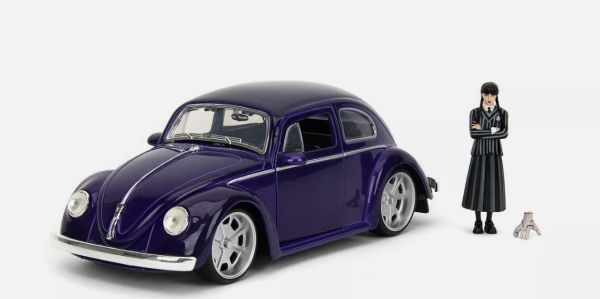 JAD35131 - VOLKSWAGEN Beetle 1959 Violett mit Figur - WEDNESDAY - 1