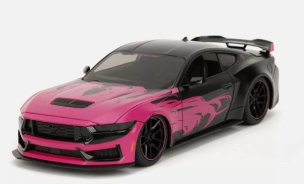 JAD35197 - FORD Mustang Dark Horse 2024 Schwarz und Pink - PINK SLIPS - 1