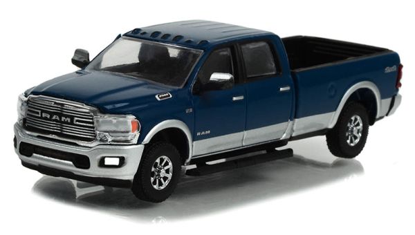 GREEN35250-F - DODGE Ram 2500 Laramie 4x4 2022 aus der ALL TERRAIN Serie unter Blisterverpackung. - 1