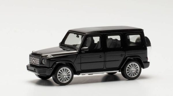 HER420488-003 - MERCEDES CLASS G mit AMG-Felgen schwarz - 1