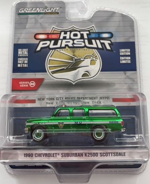 GREEN43040-D-VERT - CHEVROLET Suburban K2500 Scottsdale 1990 Grün aus der HOT PURSUIT-Serie in Blisterverpackung. - 1