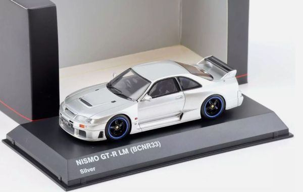 KYO43113S-B - NISSAN NISMO GT-R LM Silber - 1