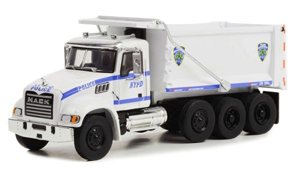 GREEN45160-B - MACK granite Kipper 8x4 2019 Polizei NYPD aus der S.D TRUCKS Serie unter Blisterverpackung - 1