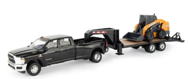 ERT47155 - DODGE RAM 1500 mit Schwanenhalsplattform und CASE SV340B Minilader. - 1