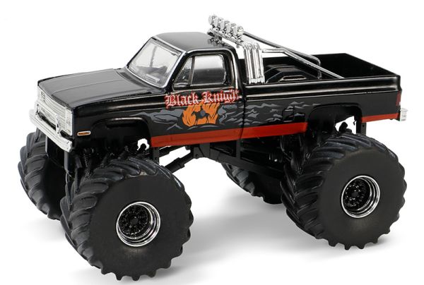 GREEN49150-C - CHEVROLET Silverado 1987 Monster truck - BLACK KNIGHT aus der Serie KINGS OF CRUNCH in Blisterverpackung - 1