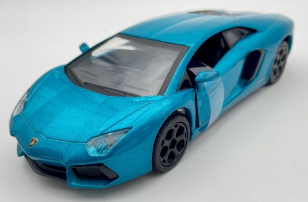 NEW50693B - LAMBORGHINI AVENTADOR LP 700-4 g blau - 1