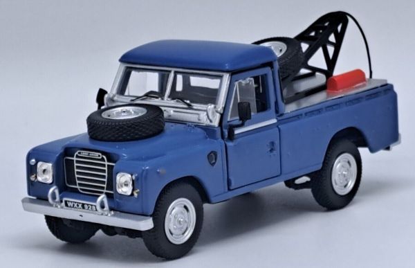 CAR54042 - LAND ROVER Serie III Abschleppwagen Blau - 1