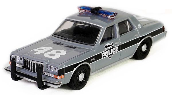 GREEN62020-E - PLYMOUTH Gran Fury 1984 aus dem Film The Crow in Blisterverpackung in Blisterverpackung - 1