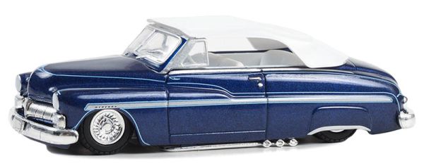 GREEN63050-B - MERCURY Eight Chopped Top Convertible 1950 Blau und Weiß aus der Serie CALIFORNIA LOWRIDERS in Blisterverpackung. - 1