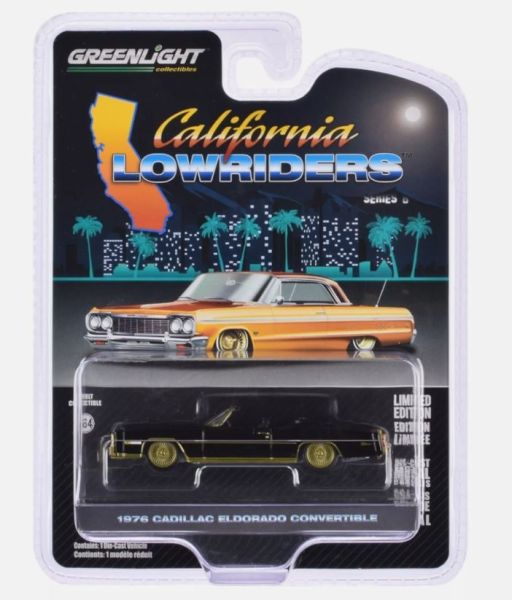 GREEN63070-F - CADILLAC Eldorado Cabrio 1976 schwarz und gold aus der Serie CALIFORNIA LOWRIDERS in Blisterverpackung - 1