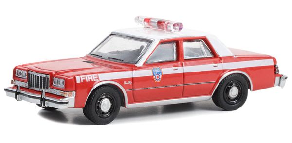 GREEN67050-C - PLYMOUTH Gran Fury 1985 Feuerwehrleute aus New York aus der Serie FIRE & RESCUE in Blisterverpackung. - 1