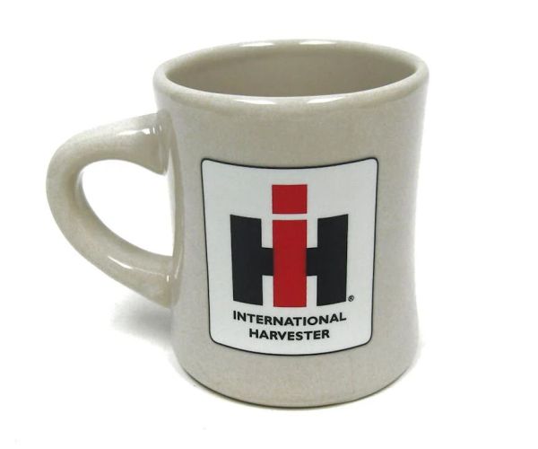 6832 - Tasse mit INTERNATIONAL Harvester Logo Weiß - 1