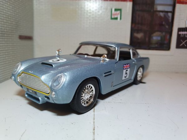 MMX73789BLEU - ASTON MARTIN DB5 #5 Blau - 1