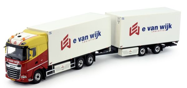 TEK83729 - DAF XG+ 6x2 LKW mit Anhänger 2 Achsen Transport E.VAN WIJK - 1