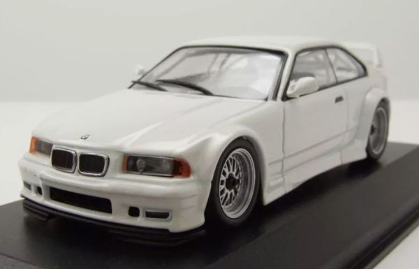 MXC940023381 - BMW M3 GTR - E36 1993 Weiß - 1