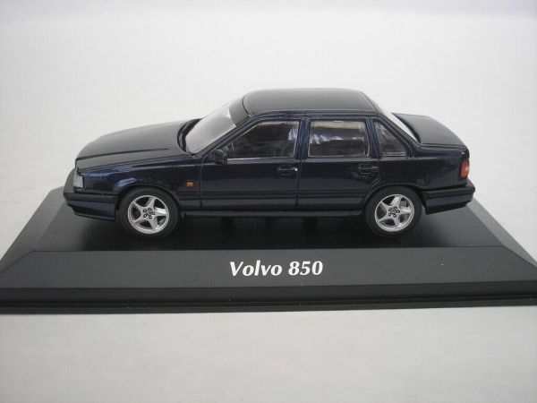 MXC940171461 - Volvo 850 1994 Dunkelblau metallisiert - 1