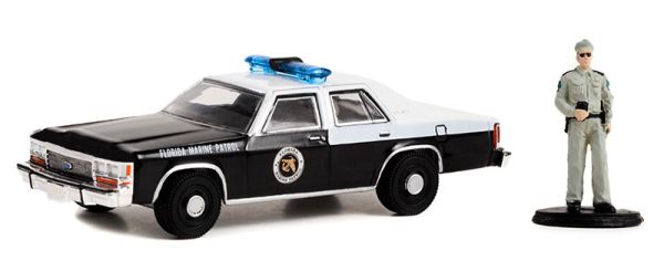 GREEN97140-D - FORD LTD Crown victoria mit Polizeibeamten aus der THE HOBBY SHOP-Serie in Blisterverpackung - 1