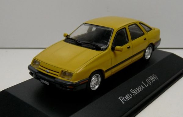 MAGARGAQV28 - FORD Sierra I 1984 Gelb mit Broschüre - 1