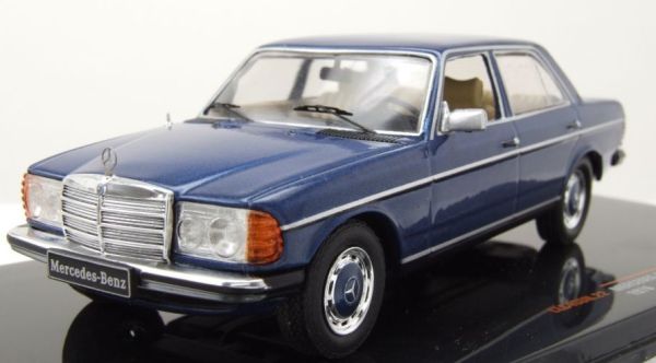 IXOCLC488N.22 - MERCEDES-BENZ 240 D 1976 Blau - 1