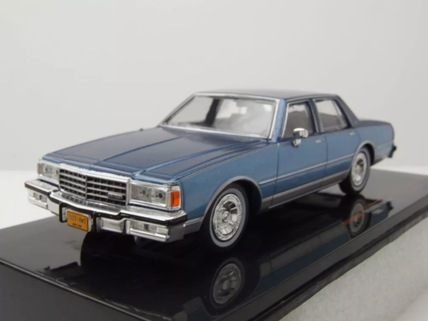 IXOCLC558N.22 - CHEVROLET Caprice 1981 blau metallic - 1