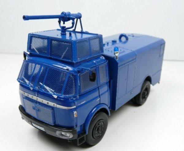 G111A011 - BERLIET GBK80 1960 Feuerwehrwagen Gendarmerie - 1