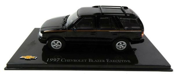 MAGCHEBLAZER97 - CHEVROLET Blazer Executive 1997 schwarz - 1