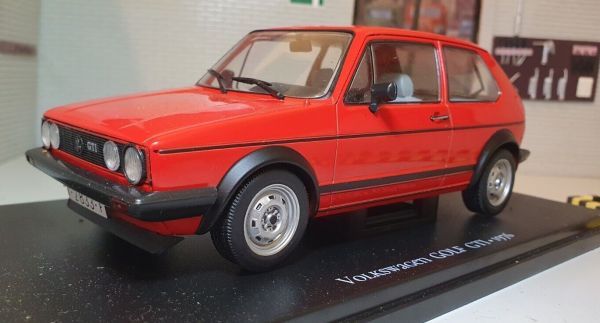 MAG24GOLFGTIRED - VOLKSWAGEN Golf GTI Mk1 1976 rot - 1