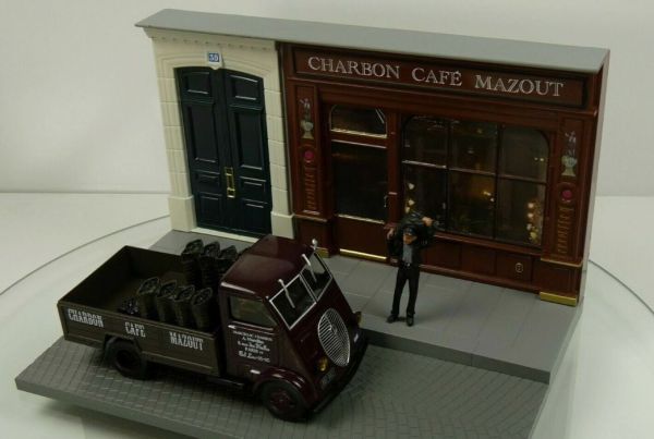 MAGDIOCHARBON - Diorama Kohle-Kaffee-Öl mit PEUGEOT dma Träger. - 1