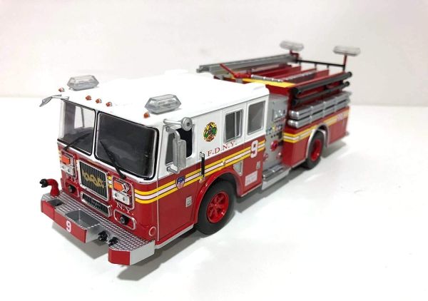 MU1ALA0002 - SEAGRAVE Marauder II New Yorker Feuerwehr - 1