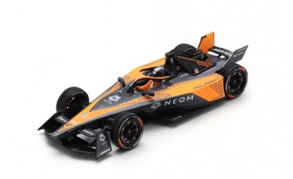 SPAS6542 - NEOM MCLAREN Formula E Team #8 Formel E Saison 10 2023-2024 Sam Bird - 1