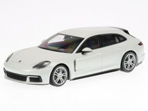 MNC0207620H - PORSCHE panamera sport turismo e-hybrid Weiß