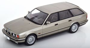 MOD18330 - BMW 5er (E34) Touring 1991 Metallisch grau