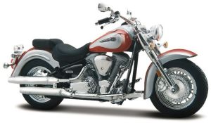 MST352RO - YAMAHA Road Star 2001 grau und kupferfarben.