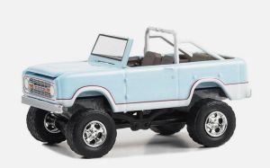 GREEN37300-B - FORD Bronco custom 1970 aus der Serie 50th Anniversary BARRETT JACKSON in Blisterverpackung.