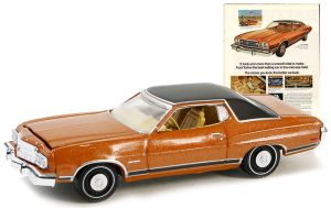 GREEN39140-E - FORD Gran Torino 1973 Orange aus der VINTAGE AD CARS-Serie in Blisterverpackung