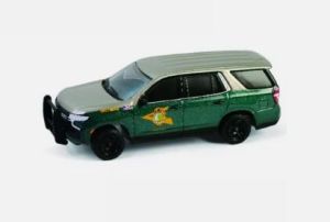 GREEN43040-F - CHEVROLET Tahoe Police pursuit - PPV - 2023 aus der Serie HOT PURSUIT in Blisterverpackung