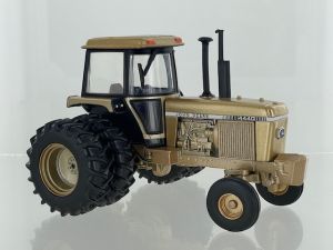 BRI43380GOLD - JOHN DEERE 4440 2wd Zwillingsräder hinten Gold - Limitierte Auflage von 250 Stk.