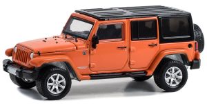 GREEN62010-E - JEEP Wrangler Unlimited 2010 Orange aus dem Film Cold Pursuit 2019 in Blisterverpackung.